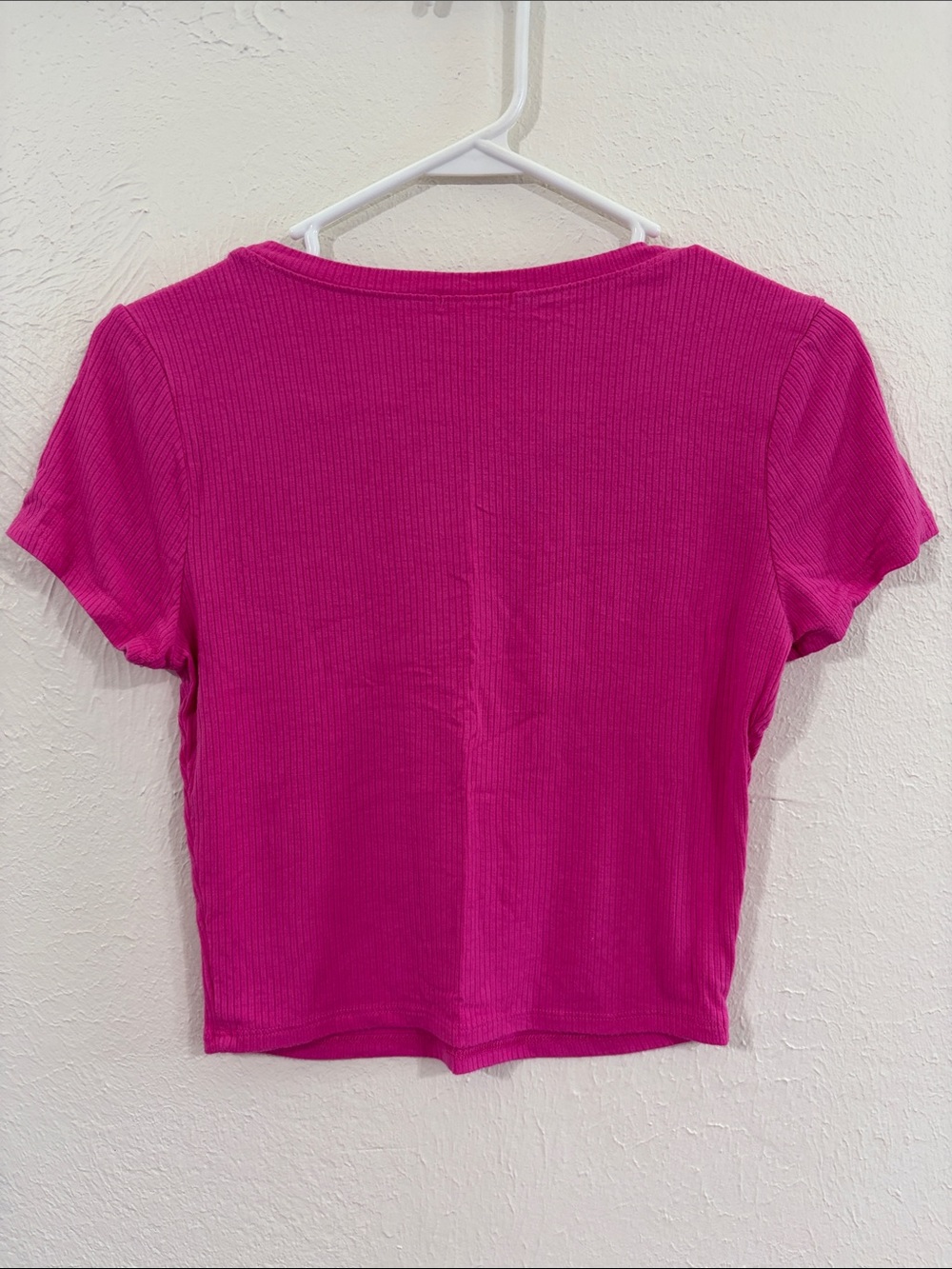 Hot Pink Ribbed Cropped Tee - Picture 2 of 2